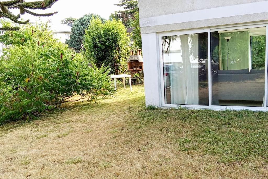 Charmant Loft Avec Jardin Pres Du Centre Ville Amboise Exterior photo